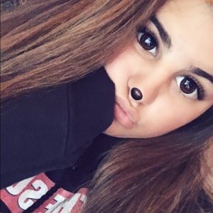 Meet your Posher, Isabella